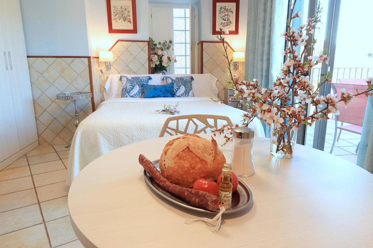 Estudios Casa Lola De Talarn Εξωτερικό φωτογραφία