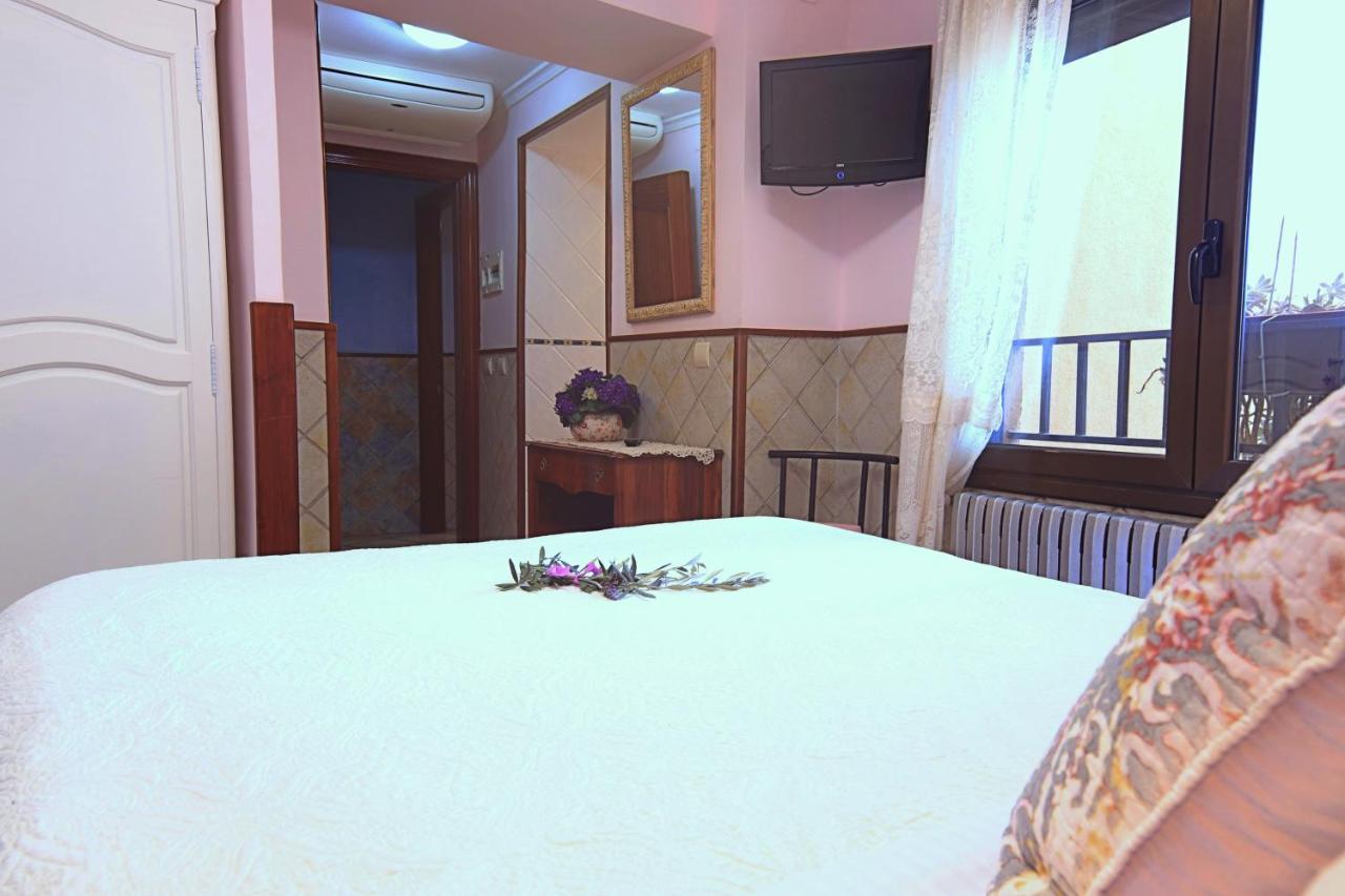 Estudios Casa Lola De Talarn Εξωτερικό φωτογραφία