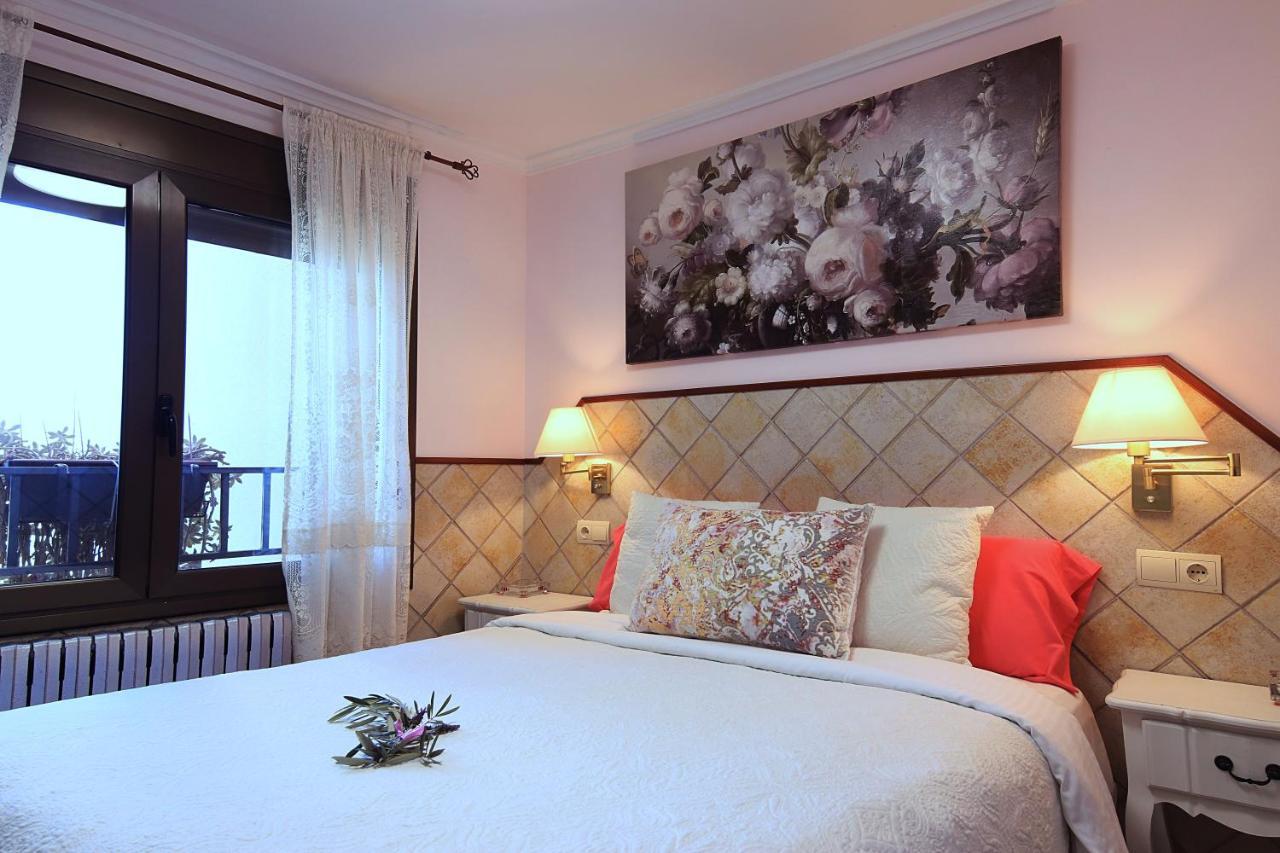 Estudios Casa Lola De Talarn Εξωτερικό φωτογραφία